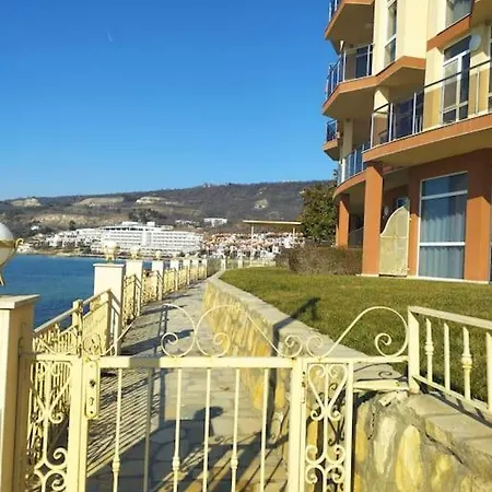 Bendida Flat Maritime